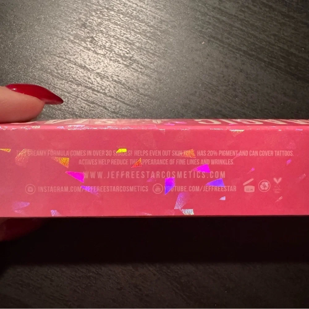 Jeffree Star Magic Star concealer in C30
